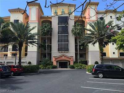 5704 Cape Harbour Dr #207 Cape Coral, FL 33914