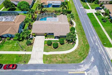 555 SW 24th Avenue Boynton Beach, FL 33435