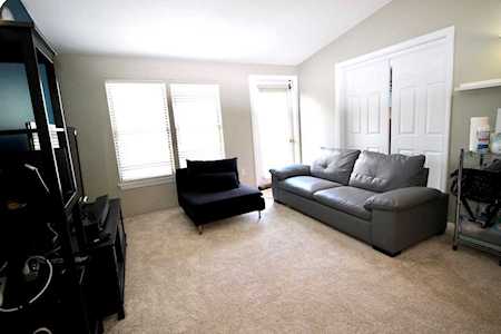 7 Thoreau Ct #9 Natick, MA 01760