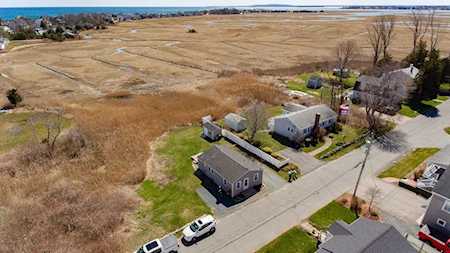 25 Columbus Rd Marshfield, MA 02050