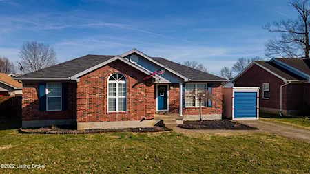 326 Tara Cir Shepherdsville, KY 40165