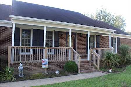 501 Frances Ct Chesapeake, VA 23322