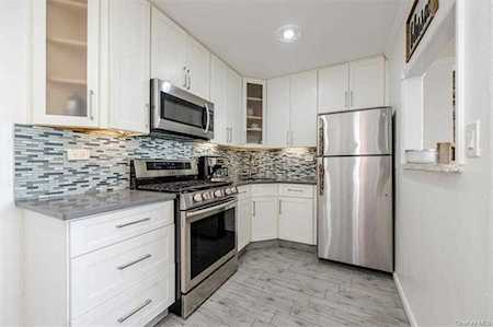 3121 Middletown Road #12F Bronx, NY 10461
