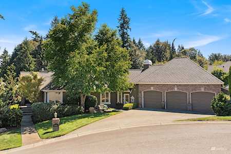 18345 NW Marseille Ct Issaquah, WA 98027