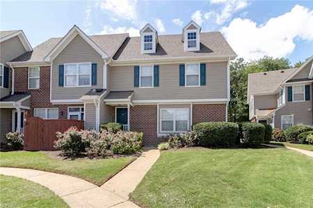 804 Primrose Ln Chesapeake, VA 23320
