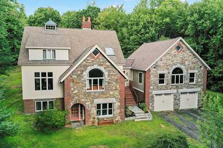 141 Worcester Road New Braintree, MA 01531
