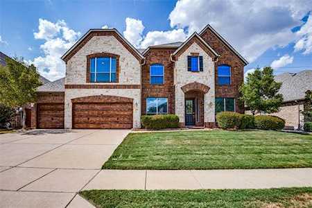 1227 Newcastle Street Roanoke, TX 76262