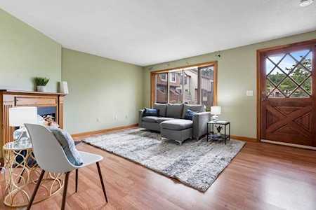 32 Scotty Hollow Dr #E Chelmsford, MA 01863