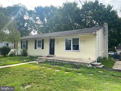828 Cherry Ave Woodbury, NJ 08096