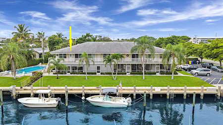 112 Yacht Club Drive #7 North Palm Beach, FL 33408