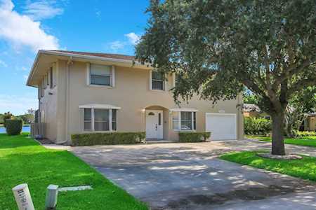308 Riverside Drive Palm Beach Gardens, FL 33410