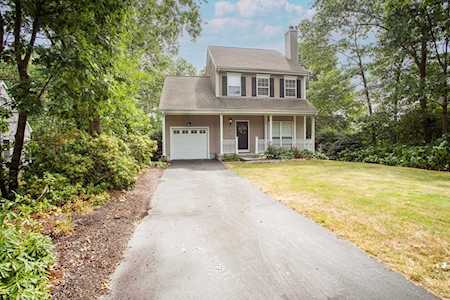 21 Farrington St Foxboro, MA 02035