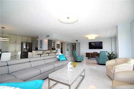 340 Sunset Dr #810 Fort Lauderdale, FL 33301
