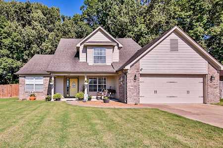 328 Farmer Trl Atoka, TN 38004