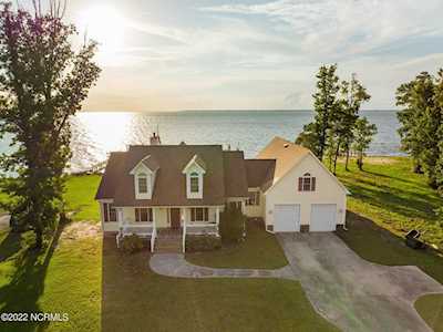 963 Becton Road Havelock, NC 28532