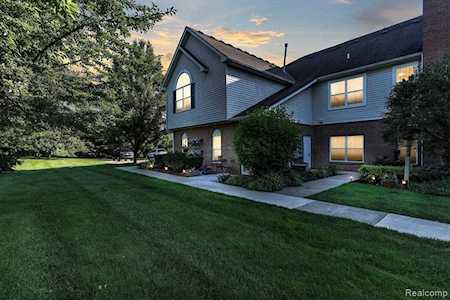 740 Olde English Circle Howell Twp, MI 48855