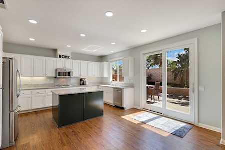 1821 Sunrise Bluff Dr San Diego, CA 92154