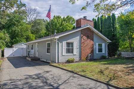 62 Elizabeth Way Mount Arlington Boro, NJ 07850
