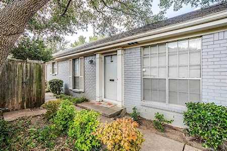 1013 Roaring Springs Road Fort Worth, TX 76114
