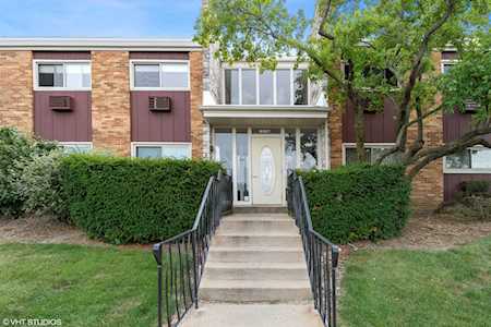 1313 S Rebecca Rd #220A Lombard, IL 60148