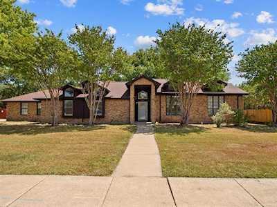 929 Cannady Circle Cedar Hill, TX 75104