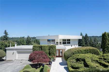 2310 128th Ave SE Bellevue, WA 98005