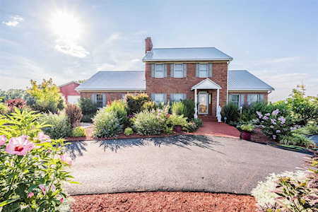 10476 Russellville Road Rockfield, KY 42274
