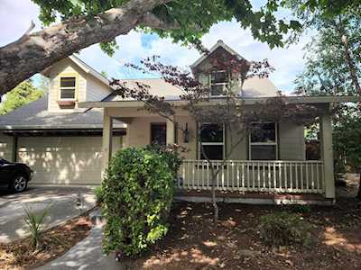124 Graham Way Talent, OR 97540