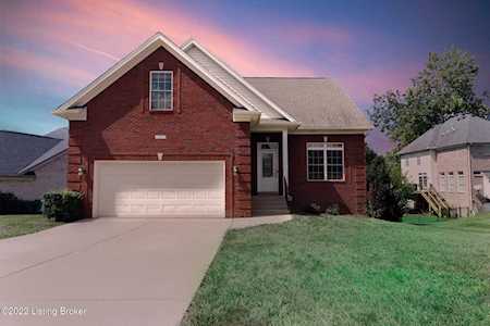 127 Nipper Ct Shepherdsville, KY 40165