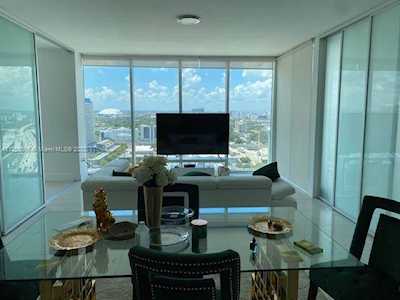 1040 Biscayne Blvd #2306 Miami, FL 33132