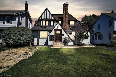 19920 Riverview Ave Rocky River, OH 44116
