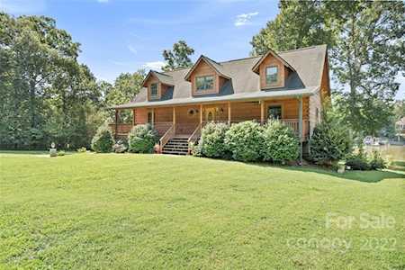 169 Cherokee Dr Mooresville, NC 28117