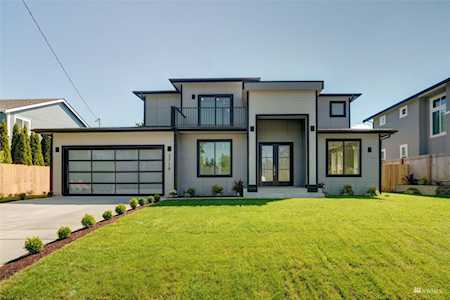 3718 88th Ave SE Mercer Island, WA 98040