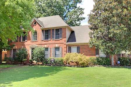 1321 Grey Wolf Dr Collierville, TN 38017