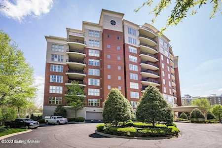 6600 Seminary Woods Pl #1008 Louisville, KY 40241