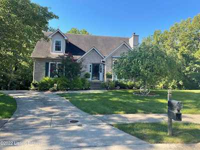 2200 Mallard Ct Shelbyville, KY 40065