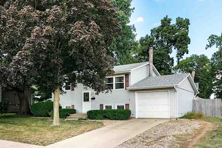 102 Parkwood Lane South Bend, IN 46619