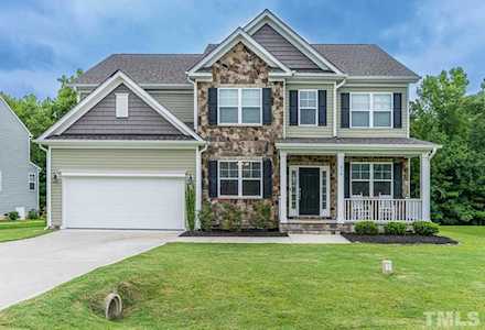 214 Cherry Bark Loop Clayton, NC 27527