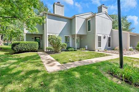 102 Schooner Ln Lake St Louis, MO 63367