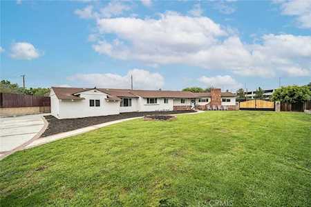 1736 Sunny Fullerton, CA 92835
