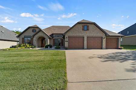 606 E Old Hawthorne Dr East Columbia, MO 65201