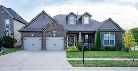 8914 Talon Ridge Dr Louisville, KY 40229