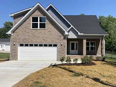 103 Paxton Dr Hendersonville, TN 37075
