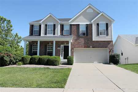 1035 Landing Place Dr Lake St Louis, MO 63367