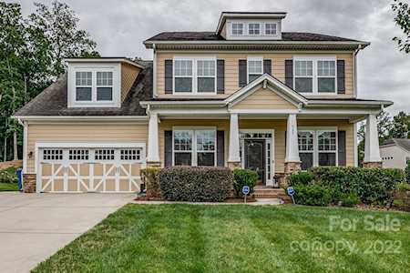 527 Iron Horse Ln Midland, NC 28107