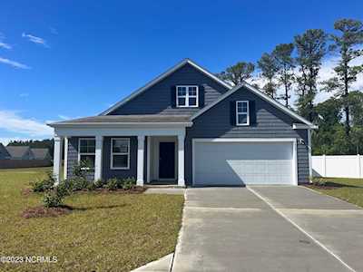 1864 Black Falcon Lane Bolivia, NC 28422