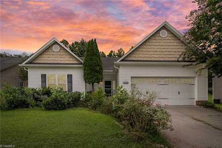 842 Winterside Lane Winston Salem, NC 27107