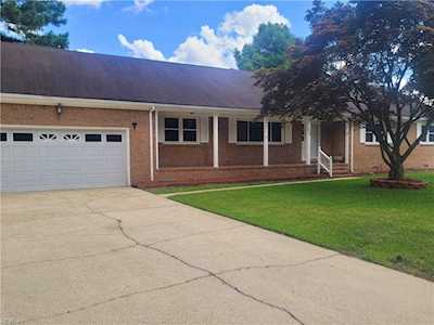 508 Delta Ct Chesapeake, VA 23325