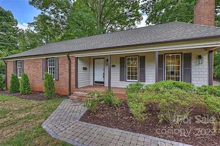 105 W Lockman St Fort Mill, SC 29715