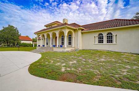 769 N Lakeshore Blvd Lake Wales, FL 33853